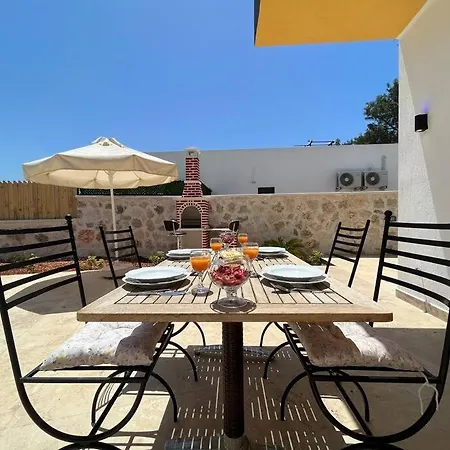 Villa Kas'ta Huzurlu Dogada, Ozel Havuzlu Villa-awz115 Kaş